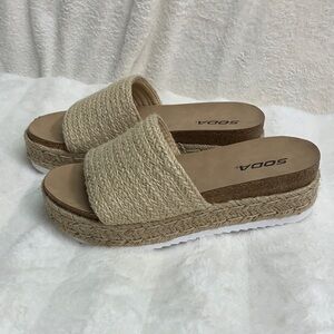 Soda Women's Cream Espadrille Platform Slides